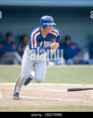 New York Mets Howard Johnson at the Met's baseball spring training facility  in Port St. Lucie, Florida on March 11, 1989. Photo by Francis Specker  Stock Photo - Alamy