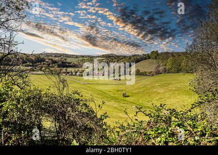 Springtime Hills and valleys in Bucks uk