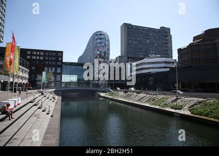 Utrecht, Netherlands. 23rd Apr, 2020. UTRECHT, 23-04-2020, Dutchnews, Hoog Catherijne. singel Credit: Pro Shots/Alamy Live News Stock Photo