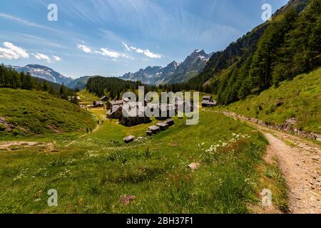 The mountain village of Crampiolo present at Alpe Devero, Lepontine Alps, Ossola, Piedmont, Italy Stock Photo