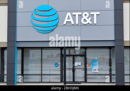 AT&T outlet in Humble, TX. Founded in 1983 it has grown into the world's largest telecommunications company with global coverage. Stock Photo