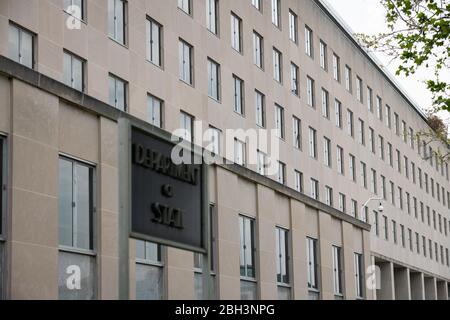 Washington, USA. 23rd Apr, 2020. A general view of the State Department in Washington, DC on April 23, 2020 amid the Coronavirus pandemic. After extended negotiations over an additional $500 billion in stimulus funding in response to the ongoing COVID-19 outbreak, the U.S. Congress is set send another economic relief bill to President Trump to sign into law after a House vote later today. (Graeme Sloan/Sipa USA) Credit: Sipa USA/Alamy Live News Stock Photo