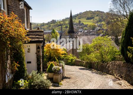 UK, England, Cheshire, Bollington, Beeston Brow, cottages above former United Reformed church Stock Photo