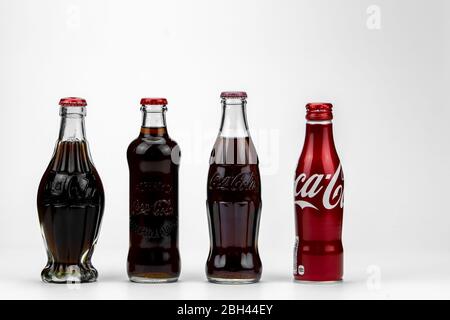 Different glass coca-cola contour bottles coke light zero and classic ...