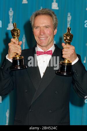 OSCAR-THE AWARDS THE OSCARS ACADEMY AWARDS CLINT EASTWOOD BEST DIRECTOR ...