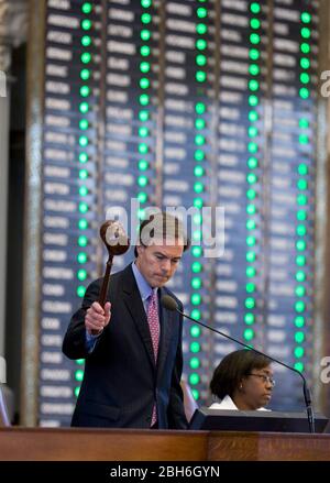 Austin, Texas USA, June 1, 2009: The final day of Texas' 81st Legislative Session in the House chamber shows House Speaker Joe Straus (R-San Antonio) gaveling in a unanimous vote.    ©Bob Daemmrich Stock Photo