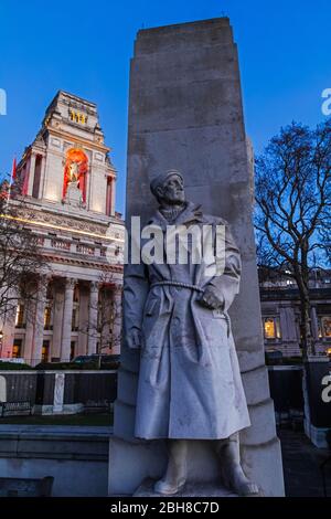 England, London, Tower Hill, Trinity Square Gardens, Merchant Seaman's Memorial Stock Photo