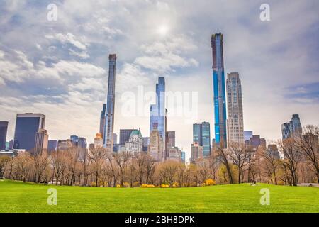 USA, New York City, Manhattan, Central Park, Midtown Skyline