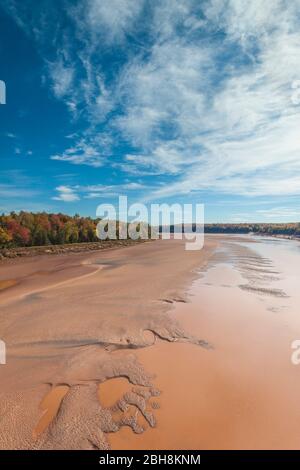 Canada, Nova Scotia, Green Oaks, Fundy Tidal Interpretive Area, elevated view of huge Bay of Fundy tides on the Shubenacadie River Stock Photo