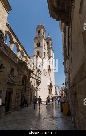 Italien, Mezzogiorno, Apulien / Puglia, Murge, Altamura, Kathedrale Santa Maria Assunta Stock Photo