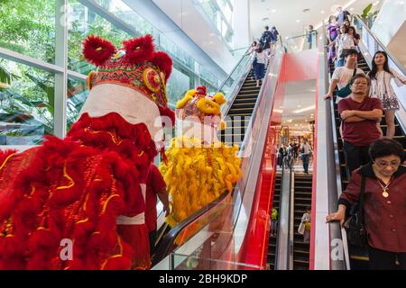 Thailand, Bangkok, Sukhumvit Area, Emquartier shopping mall, Chinese New Year procession celebrating The Year of the Dog Stock Photo