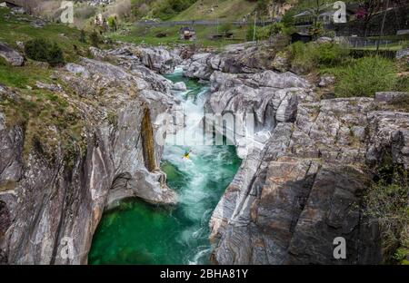Switzerland, Alps, Ticino, Locarno, Verzasca Valley, Verzasca, canoe, canoeists, green water, whitewater, rapids, high smooth rocks