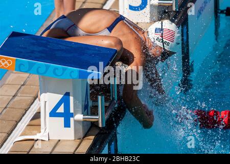 Amanda Beard (USA) at the start competing in the Women's 200 metre individual medley heat at the  2004 Olympic Summer Games, Athens, Greece. August 16 Stock Photo