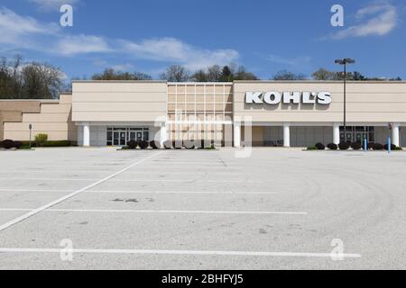 Kohls closed hi-res stock photography and images - Alamy