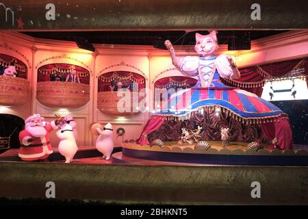 New York, NY/USA- December 2017: A Christmas theme decorated shop window at Macy's department store in Manhattan, New York. Stock Photo