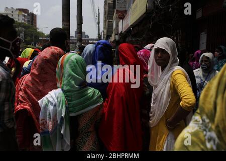 Dhaka, Bangladesh. 27th Apr, 2020. Garment Workers Gather To Join Their 