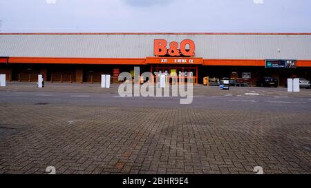 British B&Q Home Improvement Store, Deserted In Line With government Guidelines To Stay Home During The Conoravirus Or Covid 19 Pandemic Stock Photo