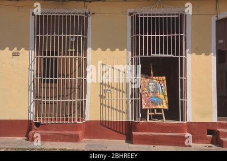 Souvenir art shop in UNESCO World Heritage Trinidad, Cuba Stock Photo