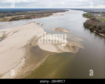 Low water level in Vistula river near Warsaw, capital of Poland. Europe is drying up, level of water in rivers and lakes is alarming Stock Photo