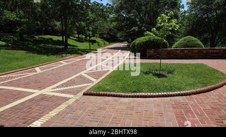 The Grand Promenade behind Bathhouse Row in the City of Hot