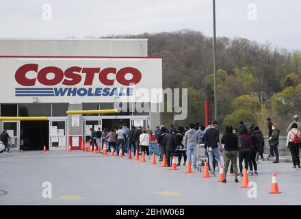 New York, United States. 27th Apr, 2020. Two side by side lines of about 100 yards each are formed as shoppers wait to enter a Costco Wholesale store in Westchester County, NY on Saturday, April 25, 2020. The Coronavirus pandemic has now killed over 209,000 people worldwide. Photo by John Angelillo/UPI Credit: UPI/Alamy Live News Stock Photo