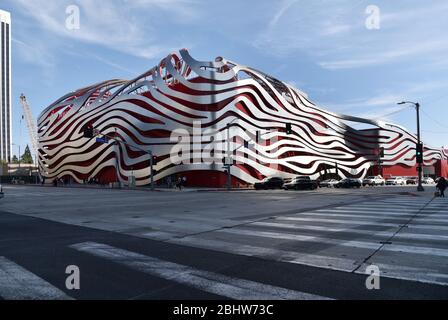 LOS ANGELES, CA/USA  - SEPTEMBER 20, 2018:  The Petersen Automotive Museum on the Miracle Mile in Los Angeles. Stock Photo