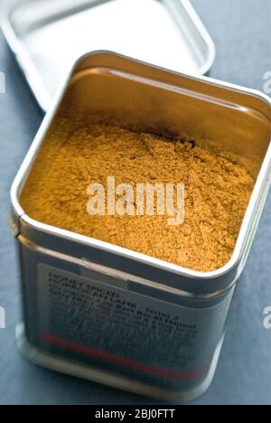 Ras-el-harnout (North African spice mixture) in tin. - Stock Photo