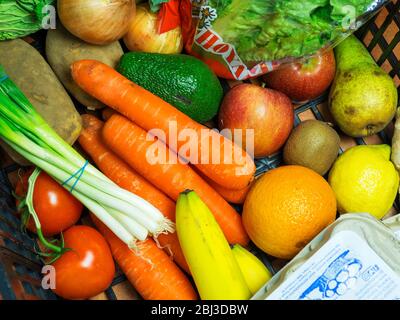 Fruit and veg box delivery with local produce from a farm shop Stock Photo