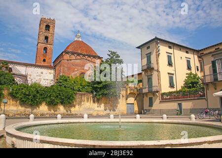 The Piazza San Martino is a square located in the center of Lucca. It is the home of Saint Martin Cathedral. Lucca, Tuscany, Italy. Stock Photo