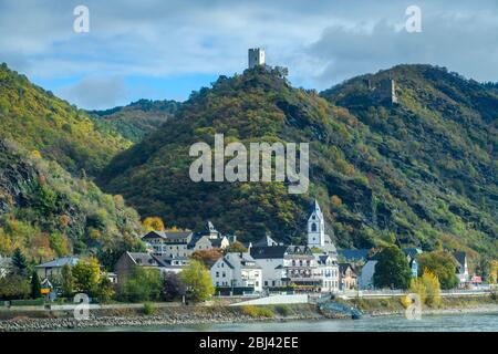 Middle Rhine scenic cruise- Castle Sterren-berg, Kamp-Bornhofen, Rhineland-Palatinate, Germany Stock Photo
