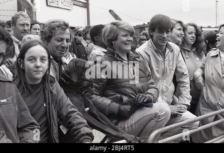 1984, historical, excited crowds at Charlton Riverside waiting for the appearance of her Majesty the Queen to Greenwich for the Official opening of the Thames Barrier, Greenwich, London, England, UK. Stock Photo