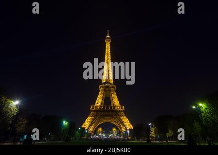 PARIS - SEPT 16, 2014: Eiffel Tower Light Performance Show in dusk. The Eiffel tower is one of the most visited monument on the world. Located on the Stock Photo