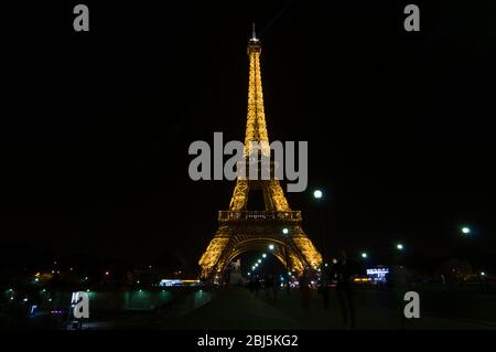 PARIS - SEPT 16, 2014: Eiffel Tower Light Performance Show in dusk. The Eiffel tower is one of the most visited monument on the world. Located on the Stock Photo