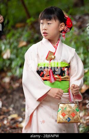 Kimono bambino immagini e fotografie stock ad alta risoluzione - Alamy