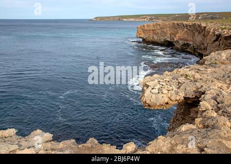 Cliffs along the south coast of Flinders Chase National Park Stock Photo