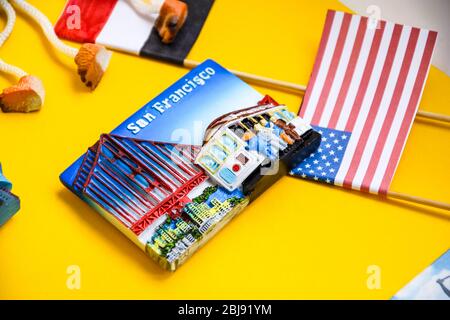 San francisco magnet on yellow background , golden gate bridge, travel concept Stock Photo