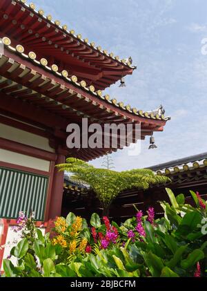 dh Buddha Tooth Relic Temple CHINATOWN SINGAPORE Buddhist temples museum roof garden orchids buddhist Stock Photo