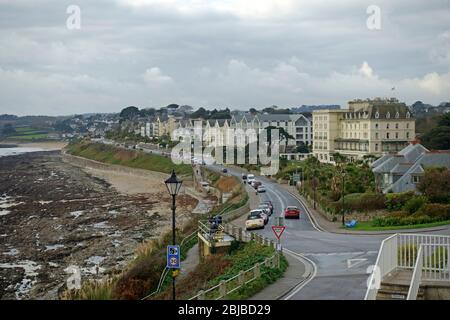 Hotels on seafront promenade, Gyllyngvase Beach, Falmouth, Cornwall, UK Stock Photo