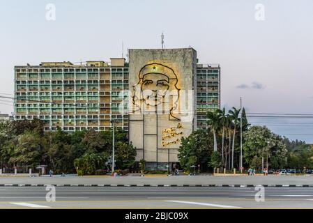 Steel artwork outline of revolutionary Ernesto Che Guevara's face aside the Ministry of the Interior building in Revolution Square, Old Havana, Cuba. Stock Photo