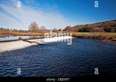 River Derwent on the Chatsworth Estate in the Peak District National Park, England, UK Stock Photo