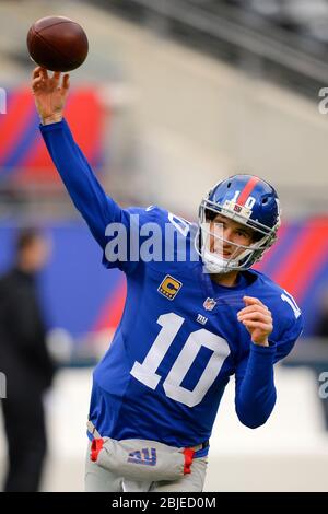 The New York Giants named Eli Manning, shown warming up for the game  against the Arizona Cardinals on Nov.14, 2004 in Tempe, AZ, as the starting  quarterback after the Giants lost in