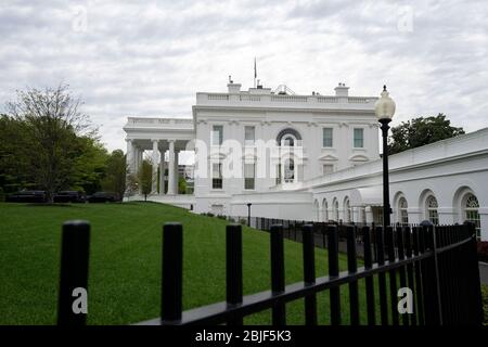 Washington, DC, USA. 29th Apr, 2020. The White House is seen in Washington, DC, U.S., on Wednesday, April 29, 2020. Credit: Stefani Reynolds/CNP | usage worldwide Credit: dpa/Alamy Live News
