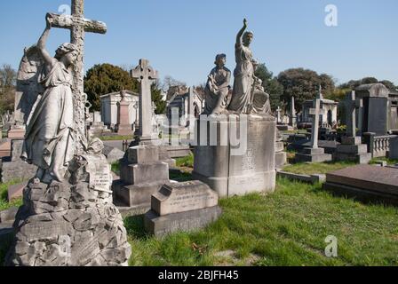 Brompton Cemetery, Fulham Rd, Kensington, London SW10 9UG Stock Photo