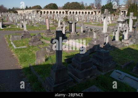 Brompton Cemetery, Fulham Rd, Kensington, London SW10 9UG Stock Photo