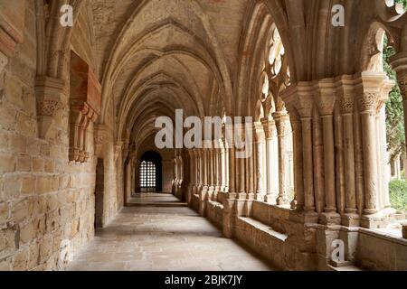 Cloister, Monastery of Santa Maria de Poblet, Tarragona province, Catalonia, Spain, Europe