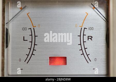 Soundable Scale The Decibel Scale sound level Stock Photo - Alamy