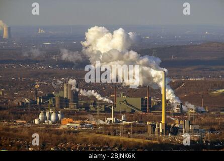 , Sewage work washbasins and cleansing steps of the Emscher-sewage work Welheimer Mark in Bottrop, 05.01.2017, aerial view, Germany, North Rhine-Westphalia, Ruhr Area, Bottrop