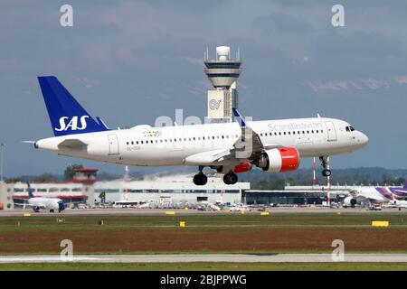 SE-DOX SAS - Scandinavian Airlines, Airbus A320NEO at at Malpensa (MXP / LIMC), Milan, Italy Stock Photo