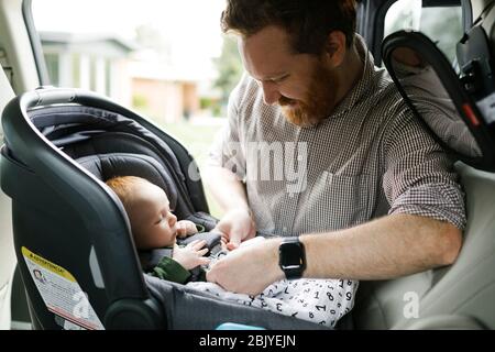 Car seat for 2 months baby sale