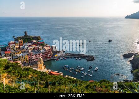Vernazza village, Italy, with its colorful houses and Ligurian Sea coast. Stock Photo